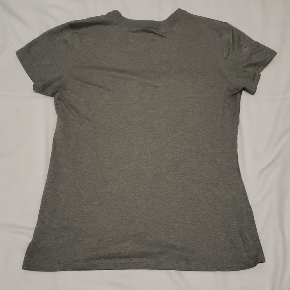 Nike grey dri fit tee - Picture 3 of 3